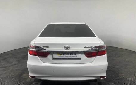 Toyota Camry, 2015 год, 1 550 000 рублей, 6 фотография