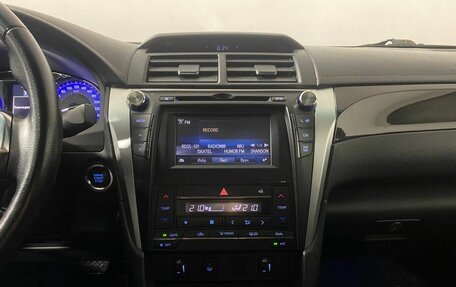 Toyota Camry, 2015 год, 1 550 000 рублей, 14 фотография