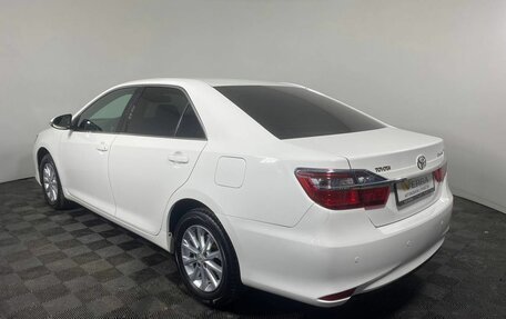 Toyota Camry, 2015 год, 1 550 000 рублей, 7 фотография