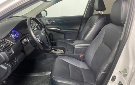 Toyota Camry, 2015 год, 1 550 000 рублей, 16 фотография