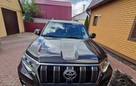 Toyota Land Cruiser Prado 150 рестайлинг 2, 2018 год, 4 750 000 рублей, 1 фотография