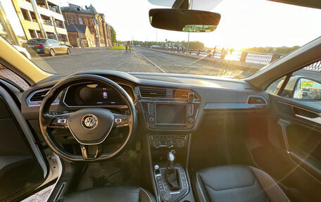 Volkswagen Tiguan II, 2017 год, 2 930 000 рублей, 8 фотография