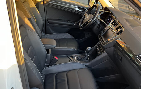 Volkswagen Tiguan II, 2017 год, 2 930 000 рублей, 7 фотография