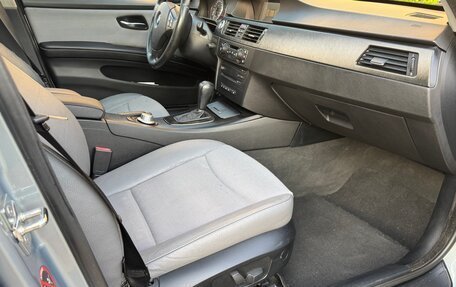 BMW 3 серия, 2005 год, 695 000 рублей, 23 фотография