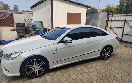Mercedes-Benz E-Класс, 2010 год, 1 650 000 рублей, 7 фотография