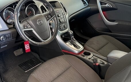 Opel Astra J, 2013 год, 1 050 000 рублей, 11 фотография