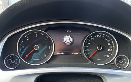 Volkswagen Touareg III, 2011 год, 2 500 000 рублей, 11 фотография