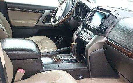 Toyota Land Cruiser 200, 2008 год, 2 050 000 рублей, 18 фотография