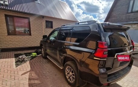 Toyota Land Cruiser Prado 150 рестайлинг 2, 2018 год, 4 750 000 рублей, 4 фотография