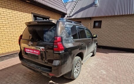 Toyota Land Cruiser Prado 150 рестайлинг 2, 2018 год, 4 750 000 рублей, 3 фотография
