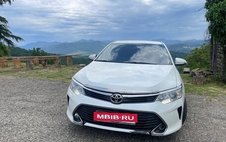 Toyota Camry, 2015 год, 2 000 000 рублей, 23 фотография