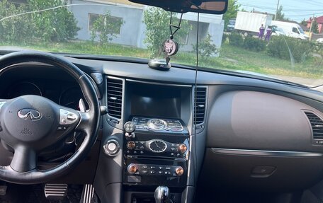 Infiniti FX II, 2013 год, 1 300 000 рублей, 8 фотография