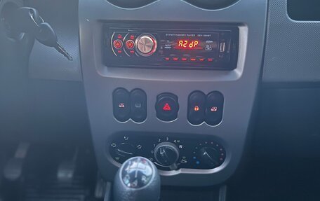 Renault Logan I, 2011 год, 400 000 рублей, 11 фотография