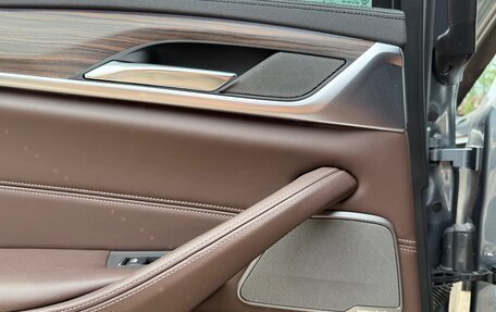 BMW 5 серия, 2019 год, 5 200 000 рублей, 28 фотография