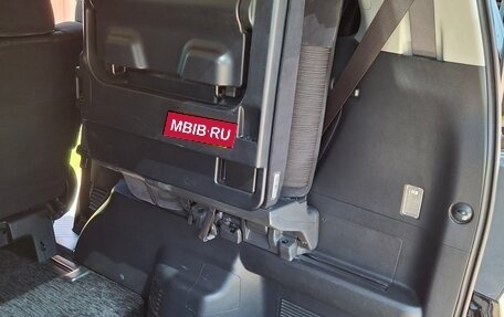 Toyota Vellfire I, 2008 год, 2 370 000 рублей, 32 фотография