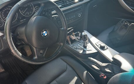 BMW 3 серия, 2013 год, 1 300 000 рублей, 9 фотография