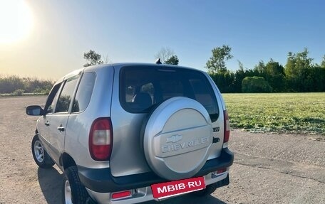 Chevrolet Niva I рестайлинг, 2005 год, 470 000 рублей, 3 фотография