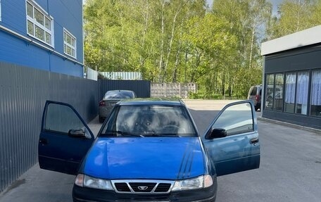 Daewoo Nexia I рестайлинг, 1998 год, 85 000 рублей, 2 фотография