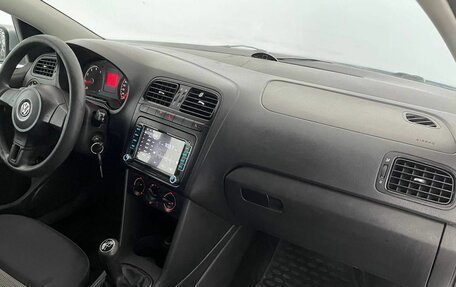 Volkswagen Polo VI (EU Market), 2011 год, 499 000 рублей, 15 фотография