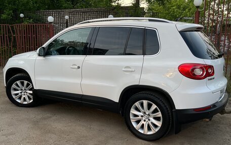 Volkswagen Tiguan I, 2009 год, 950 000 рублей, 3 фотография