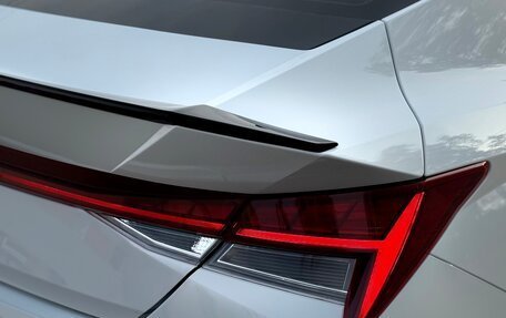 Hyundai Elantra, 2021 год, 2 400 000 рублей, 13 фотография