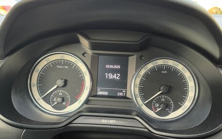 Skoda Octavia, 2017 год, 1 039 000 рублей, 10 фотография