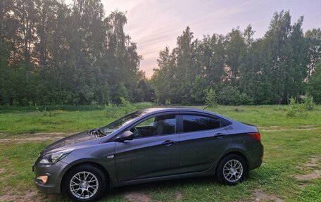 Hyundai Solaris II рестайлинг, 2014 год, 1 070 000 рублей, 1 фотография