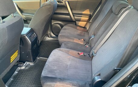 Toyota Highlander III, 2013 год, 2 100 000 рублей, 7 фотография