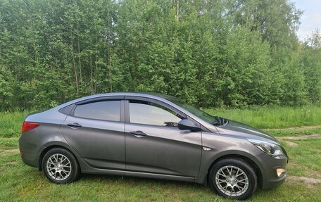Hyundai Solaris II рестайлинг, 2014 год, 1 070 000 рублей, 2 фотография