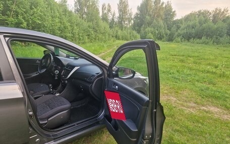 Hyundai Solaris II рестайлинг, 2014 год, 1 070 000 рублей, 5 фотография