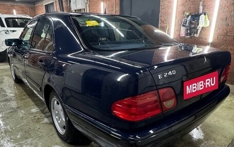 Mercedes-Benz E-Класс, 1998 год, 650 000 рублей, 7 фотография