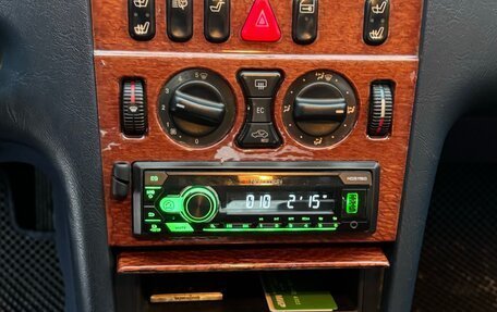 Mercedes-Benz E-Класс, 1998 год, 650 000 рублей, 30 фотография
