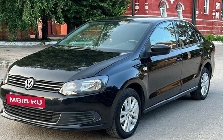 Volkswagen Polo VI (EU Market), 2013 год, 650 000 рублей, 2 фотография