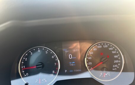 Toyota RAV4, 2020 год, 3 550 000 рублей, 8 фотография
