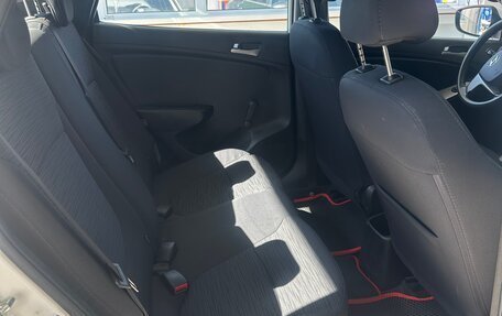 Hyundai Solaris II рестайлинг, 2015 год, 980 000 рублей, 5 фотография