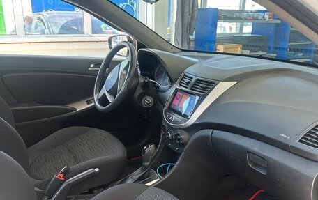 Hyundai Solaris II рестайлинг, 2015 год, 980 000 рублей, 8 фотография