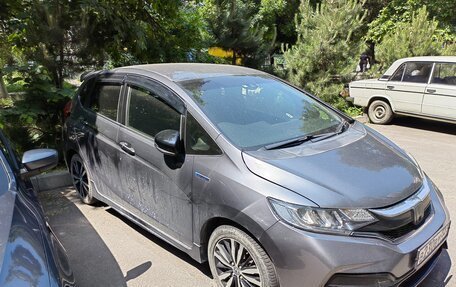 Honda Fit III, 2018 год, 1 500 000 рублей, 3 фотография