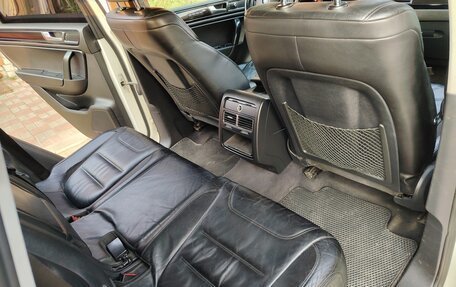 Volkswagen Touareg III, 2010 год, 1 600 000 рублей, 5 фотография