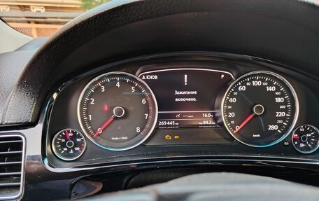Volkswagen Touareg III, 2010 год, 1 600 000 рублей, 15 фотография