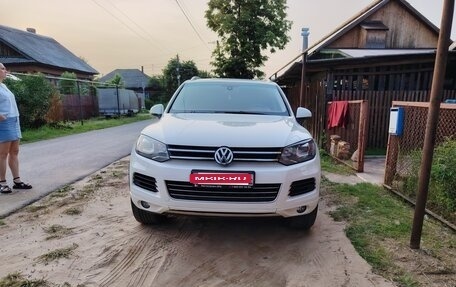 Volkswagen Touareg III, 2010 год, 1 600 000 рублей, 14 фотография