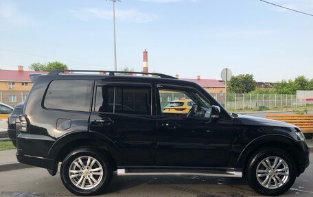 Mitsubishi Pajero IV, 2013 год, 2 690 000 рублей, 4 фотография