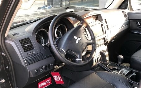 Mitsubishi Pajero IV, 2013 год, 2 690 000 рублей, 20 фотография