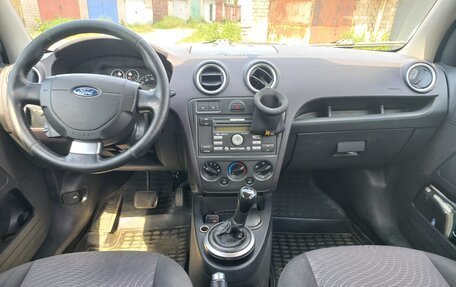 Ford Fusion I, 2007 год, 410 000 рублей, 2 фотография