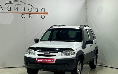 Chevrolet Niva I рестайлинг, 2017 год, 725 000 рублей, 1 фотография