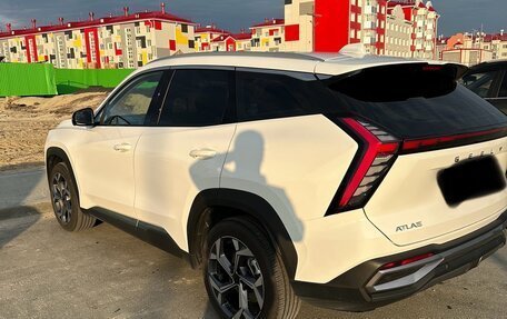 Geely Atlas, 2024 год, 3 100 000 рублей, 5 фотография