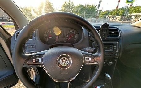 Volkswagen Polo VI (EU Market), 2017 год, 830 000 рублей, 13 фотография