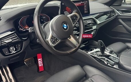 BMW 5 серия, 2021 год, 4 400 000 рублей, 8 фотография