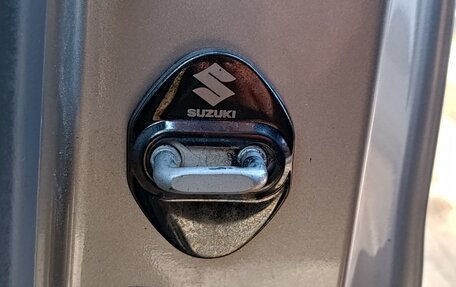 Suzuki Grand Vitara, 2002 год, 2 200 000 рублей, 16 фотография