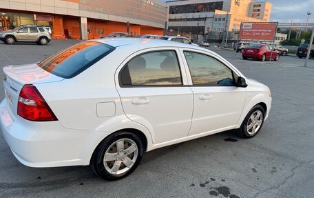 Chevrolet Aveo III, 2010 год, 390 000 рублей, 4 фотография