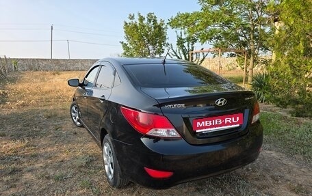 Hyundai Solaris II рестайлинг, 2011 год, 720 000 рублей, 4 фотография